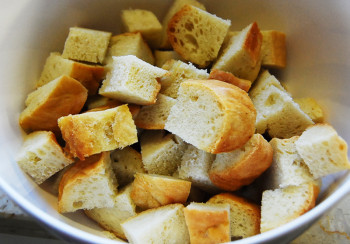 Baguette-Crumbs