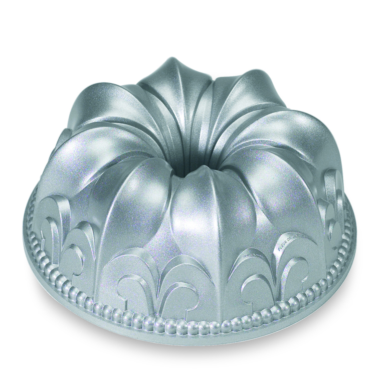 Nordic Ware Fleur De Lis Bundt Cake Pan
